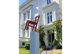 Roter Stuhl der Tage der offenen Ateliers © Per Köster